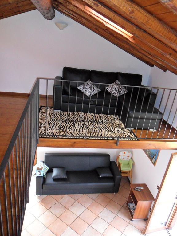 Exclusive Villa Crotto Lake View Varenna Room photo